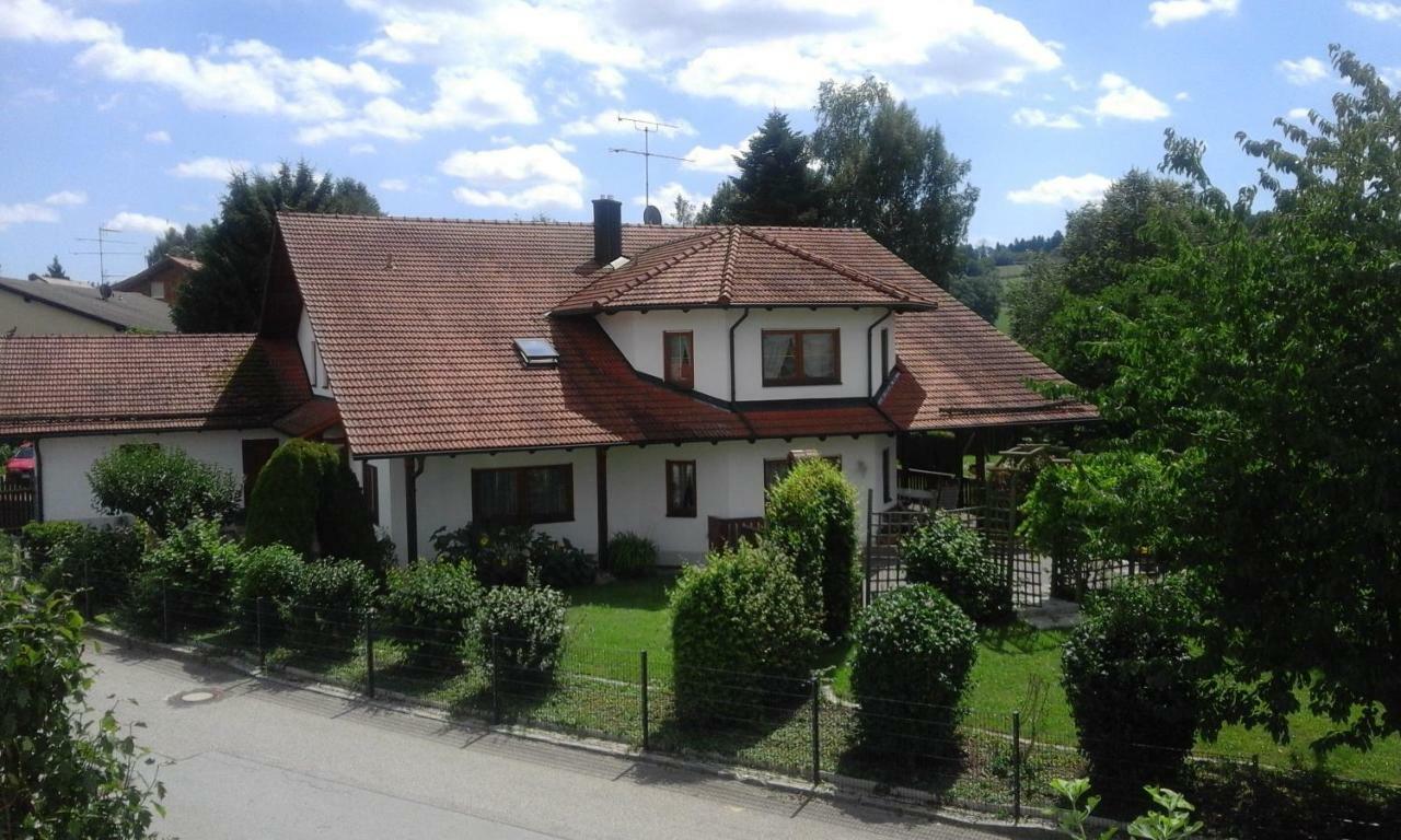 Apartament Auszeit-wohnungen Aidenbach